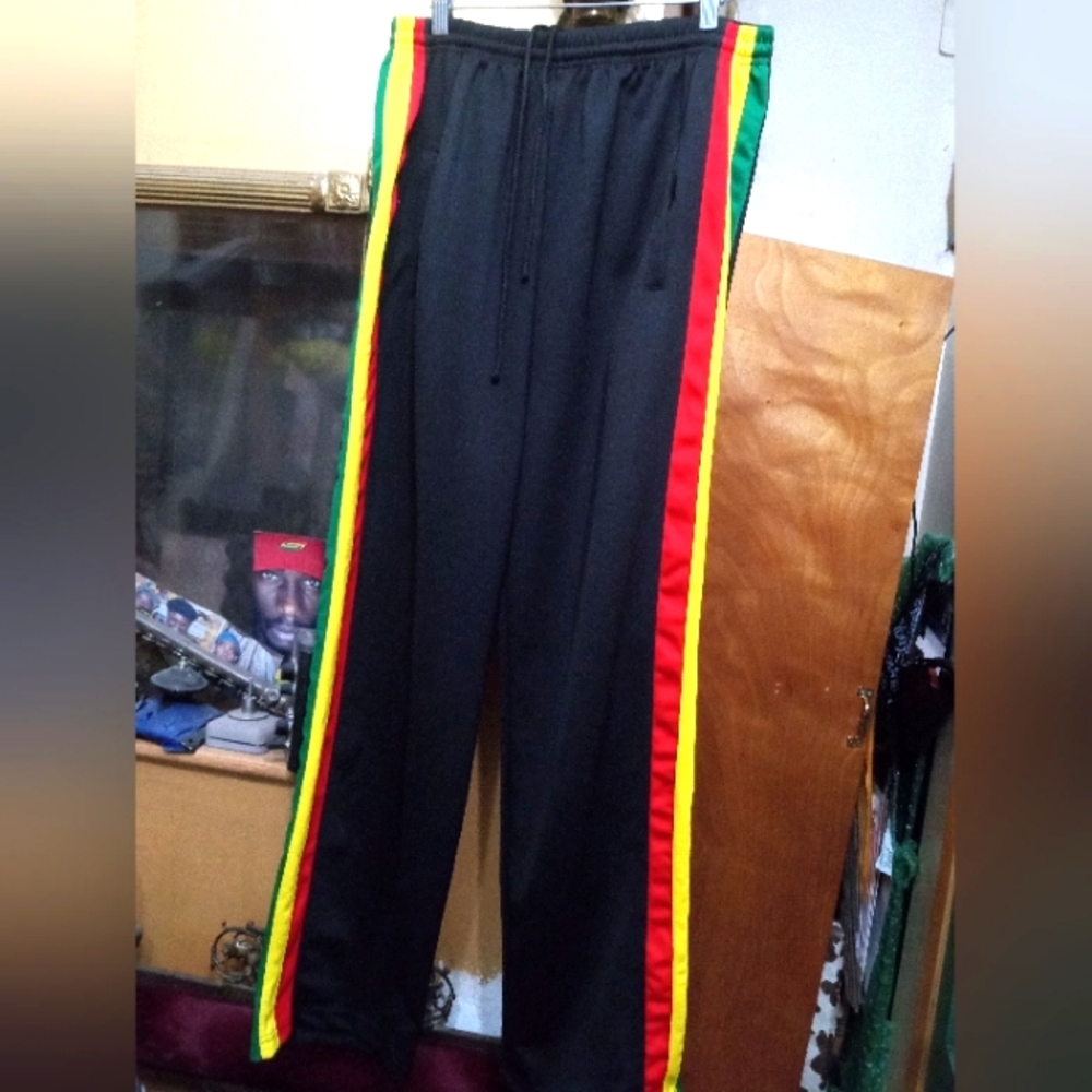 Sweatpants Jogger Nylon Material ♥️💛💚 Drawstring in Waist
